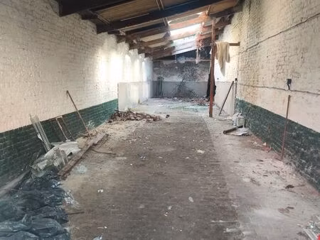 garage entrepôt hangar 100m2