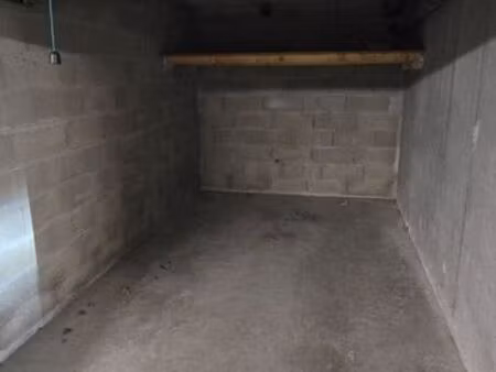 garage à louer