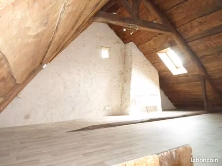 loue maison de ville saint cosme en vairais