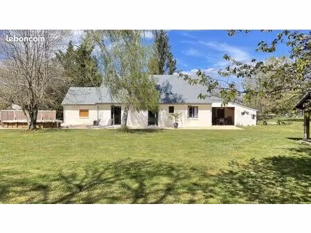 maison 5 pièces 141 m²