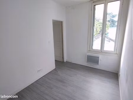 appartement p2 étudiant - quartier d'alzon