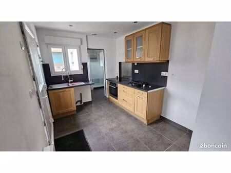 loue maison 40m2