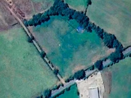 terrain st christophe vallon