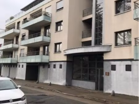 loue t2 / f2 résidence récente