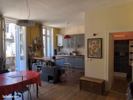 appartement t3 saint-michel 81 m2