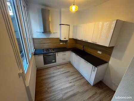 superbe f4 rénové – 90 m² – centre-ville – lumineux – balcons