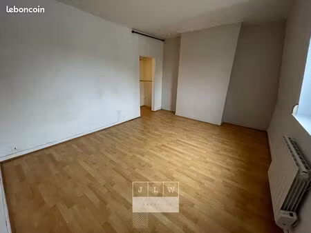 studio 1 pièce 29 m²