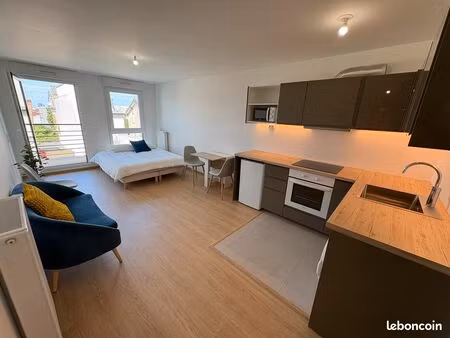 lumineux studio neuf (2025) meublé à malakoff