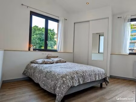 t2 meublé neuf terracotta - climatisé