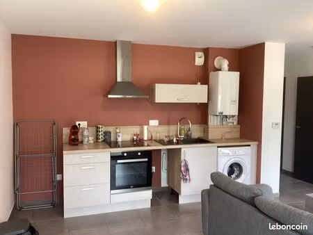 loue t2 41 m² st just-st-rambert