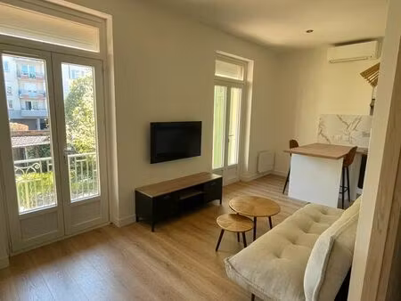 t2 meublé neuf avec grand balcon – quartier minimes