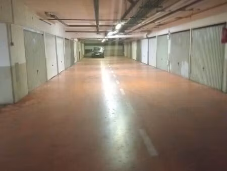 parking/box privatif