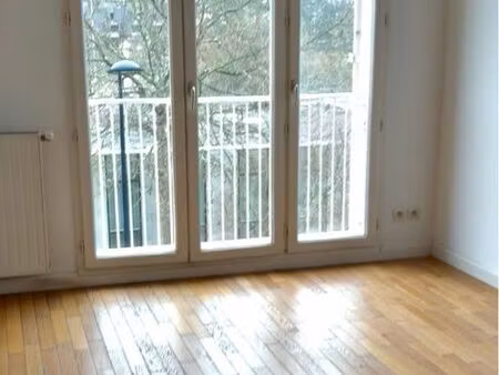 t2 meublé refait à neuf de 42m2