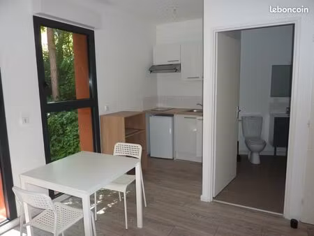 studio. secteur clinique du pré / université / hopital