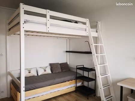 studio meublé et équipé