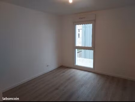 location t3 epron proche campus 2