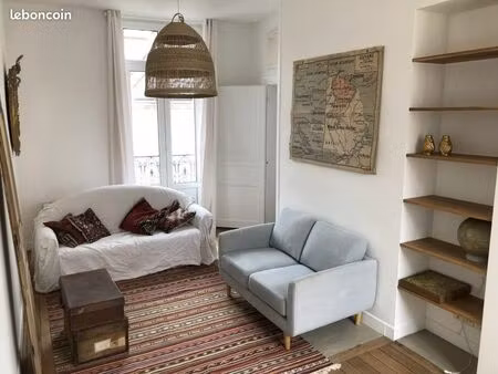 appartement t2 lumineux meublé de 45 m2 dans le vieux tours