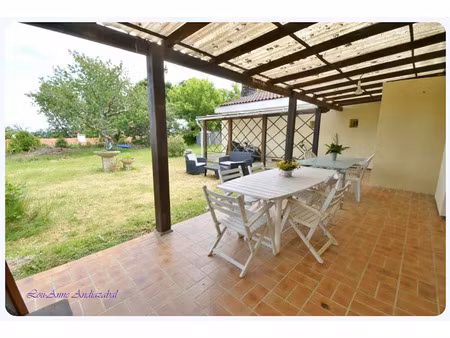vente maison 5 pièces 107 m² à lagor (64150)  220 000 €