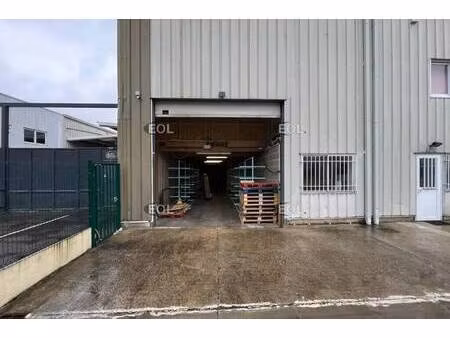 location local d’activités épône 78680 447m²