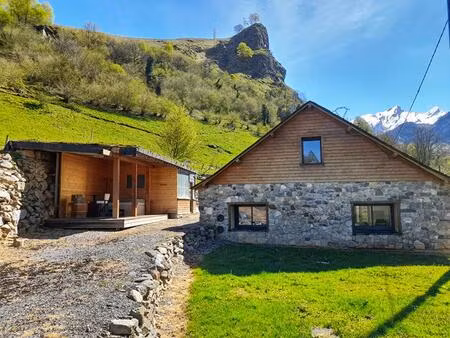 demeure de prestige en vallée d'ossau