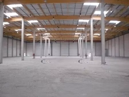 location entrepôt 5 946 m² à 42 162 m²