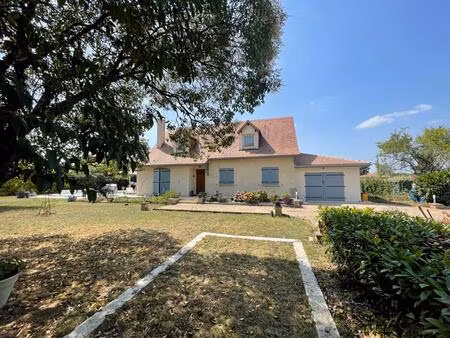 maison périgourdine 8 pièces143m2