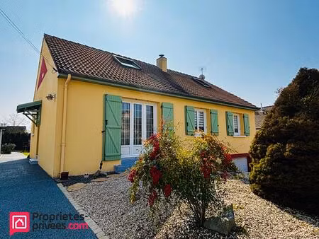 maison indépendante 6 pièce(s)  114 m2  neuville sur sarthe