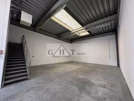 location entrepôt chambly 60230 236m²