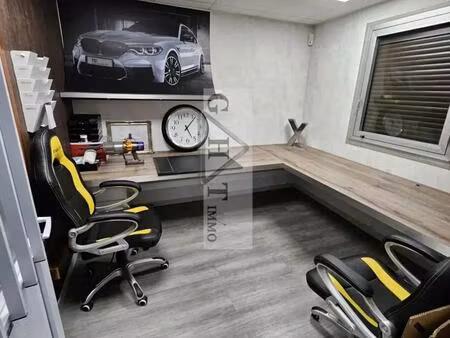 location entrepôt verrieres le buisson 91370 379m²