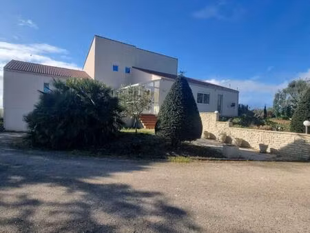 maison bourgeoise la jonchère 10 pièce(s) 307 m2