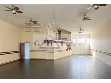 location entrepôt 170 m²