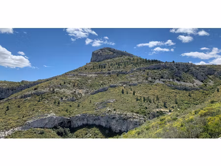 opportunité rare terrain aubagne 700 m² sous-sol 201m² avec permis accepté et purgé