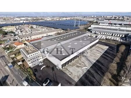 location entrepôt 5 617 m²