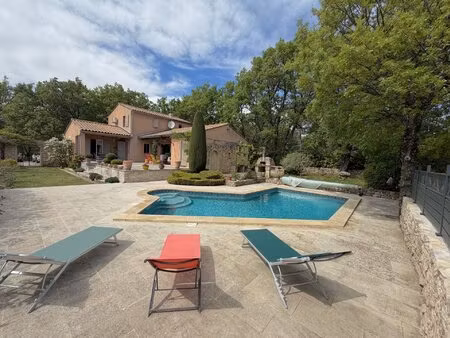 co exclusivite ! belle villa aux nombreux atouts !