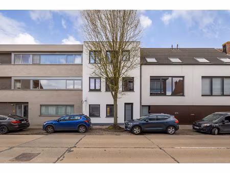 appartement te koop in brasschaat met 1 slaapkamer