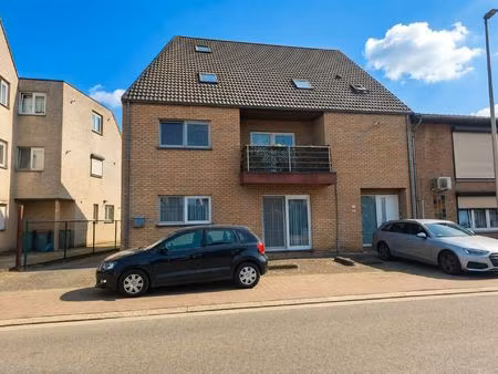 appartement te koop in maasmechelen met 2 slaapkamers