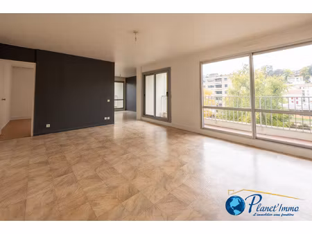 saint-etienne bergson t5 de 103 m2 avec garage et balcon