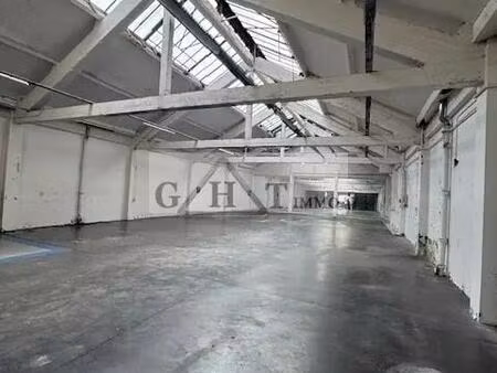 location entrepôt 53 m² à 433 m²