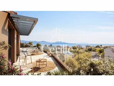 t4 neuf livré – terrasse et stationnements – la ciotat