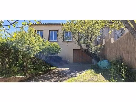 villa proche centre ville au calme avec jardin et garage