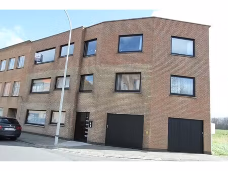 volledig vernieuwd 2 slpk app. in kleinschalige residentie