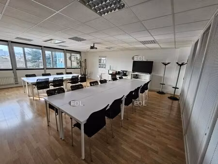 location bureaux 1 160 m²