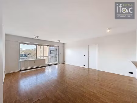 volledig gerenoveerd appartement met gunstig epc