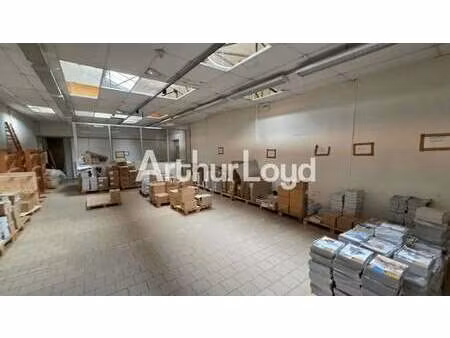 vente local d'activités 620 m²