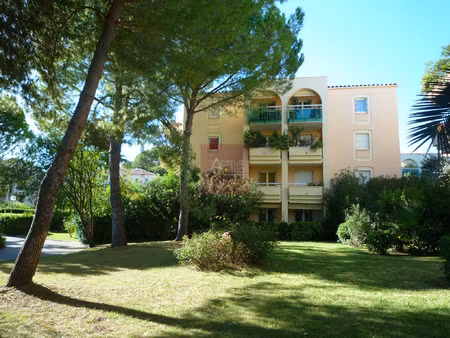 location appartement 2 pièces meublé montpellier beaux arts