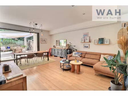 maison de 6 pieces sur terrain de 475 m2 avec piscine - 3413