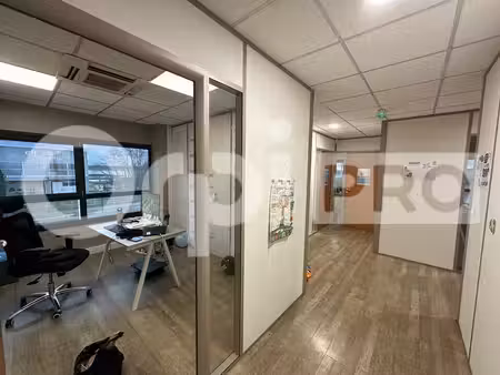 location bureaux villefranche-sur-saône 69400 129m²
