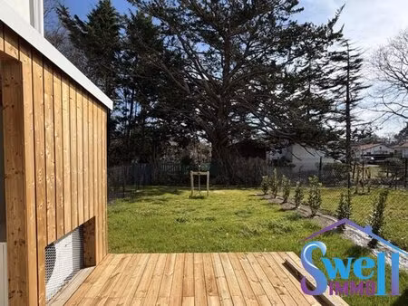 t5 duplex de 112 20m²  terrasse  au coeur du village proche pla