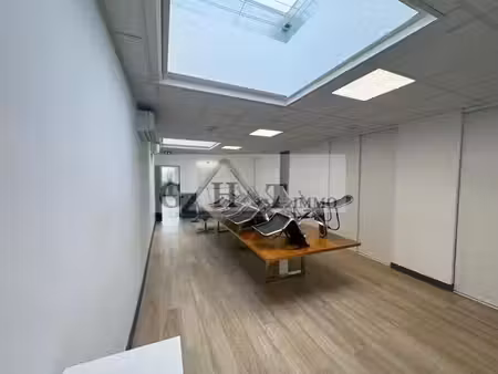 location bureaux vaux-le-pénil 77000 300m²