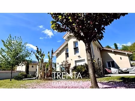 villa de 5 piéces avec garage de 116m²